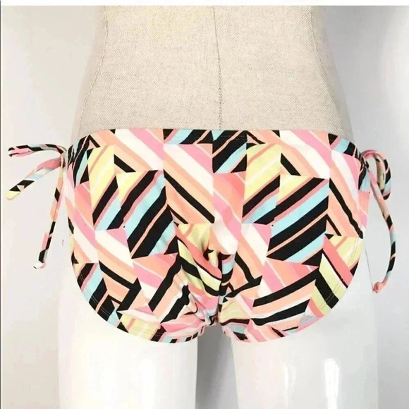 XHILARATION  Women Side Tie String Bikini Bottoms - Picture 2 of 7